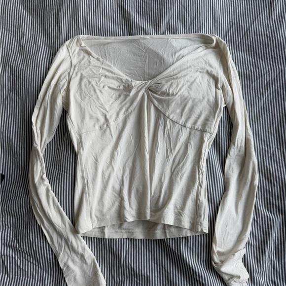 Tops - Women's Cream Long Sleeve Top